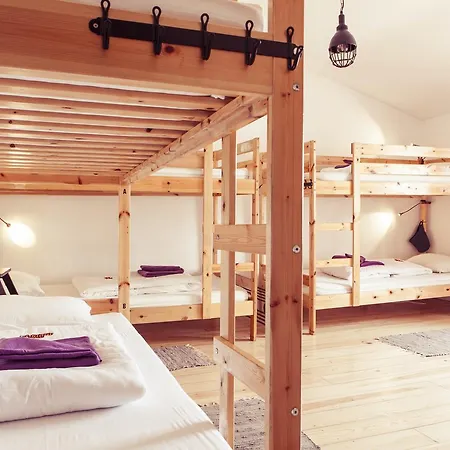 Chillout Hostel *