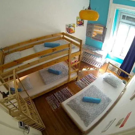 بيت شباب Chillout