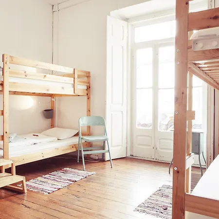 Chillout * ליסבון