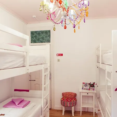 אכסניה Chillout *